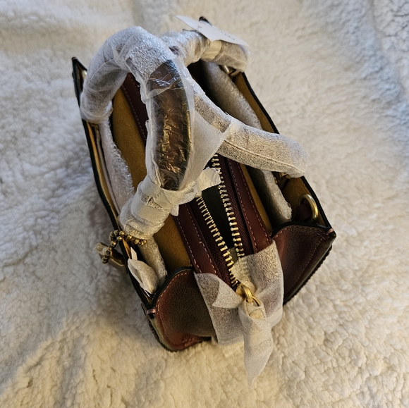 🎀Authentic Coach Rogue 20 With Braid. Pebble Leather Brass /Wine🌺 - Picture 11 of 16